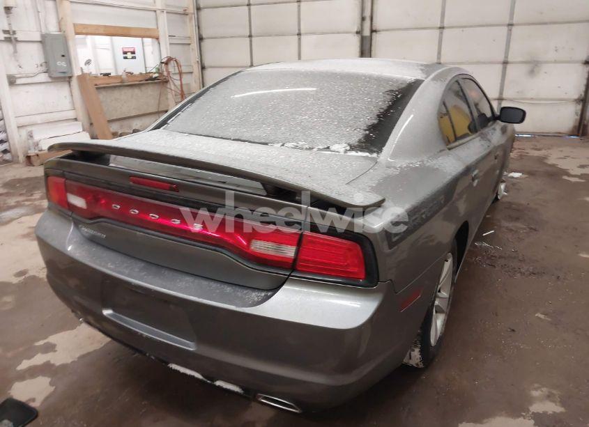 Photo 4 of 2012 Dodge Charger SE (VIN 2C3CDXBG7CH178576)
