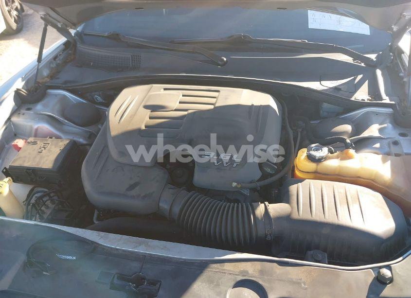 Photo 10 of 2012 Dodge Charger SE (VIN 2C3CDXBG7CH205596)