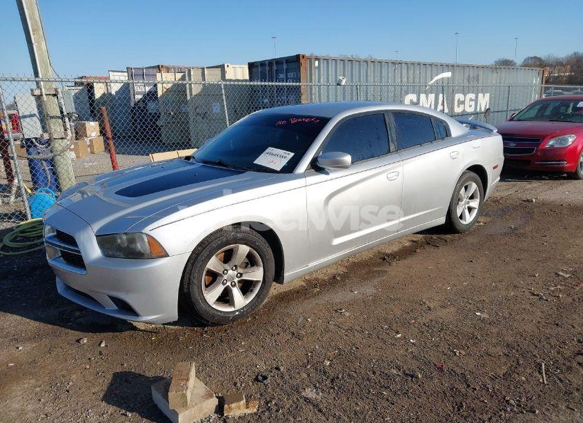 Photo 2 of 2012 Dodge Charger SE (VIN 2C3CDXBG7CH205596)