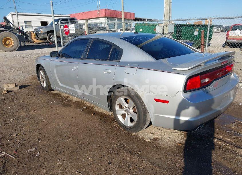 Photo 3 of 2012 Dodge Charger SE (VIN 2C3CDXBG7CH205596)