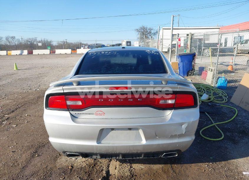 Photo 6 of 2012 Dodge Charger SE (VIN 2C3CDXBG7CH205596)