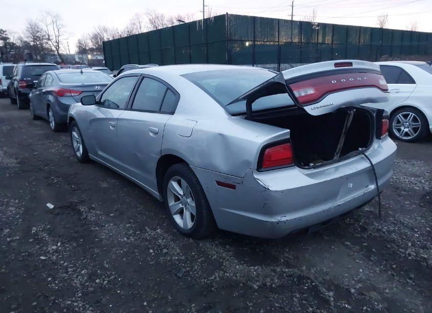 Photo 3 of 2012 Dodge Charger SE (VIN 2C3CDXBG7CH219451)
