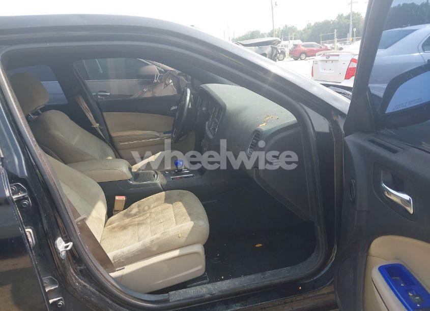 Photo 5 of 2012 Dodge Charger SE (VIN 2C3CDXBG7CH219742)
