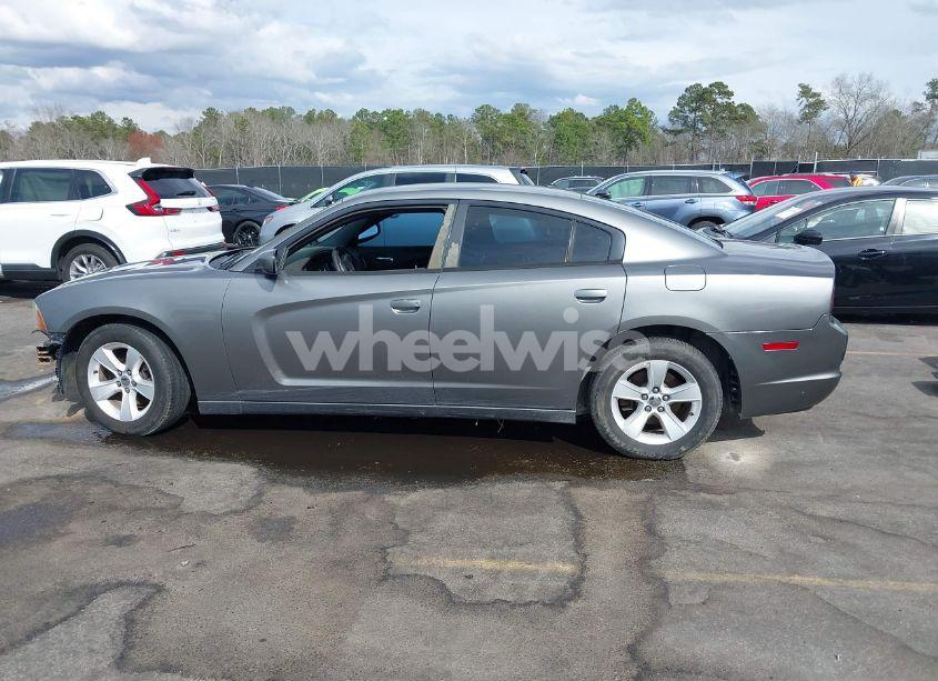Photo 14 of 2012 Dodge Charger SE (VIN 2C3CDXBG7CH265040)