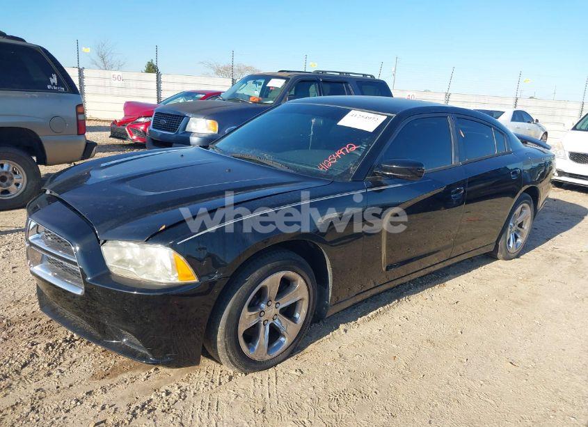 Photo 2 of 2012 Dodge Charger SE (VIN 2C3CDXBG7CH300367)