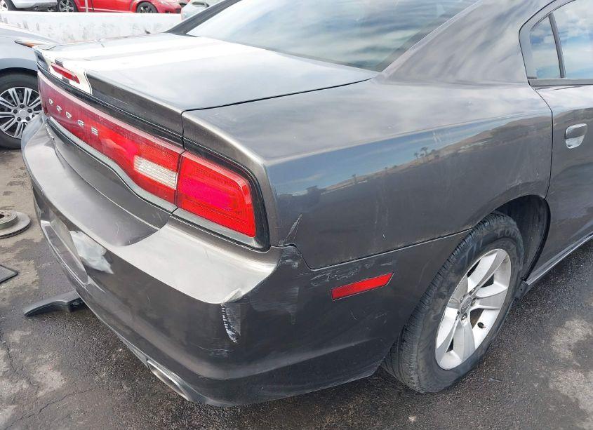 Photo 14 of 2013 Dodge Charger SE (VIN 2C3CDXBG7DH596850)