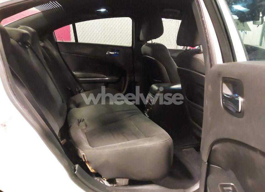 Photo 8 of 2013 Dodge Charger SE (VIN 2C3CDXBG7DH625408)