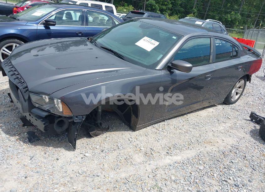 Photo 2 of 2014 Dodge Charger SE (VIN 2C3CDXBG7EH107879)