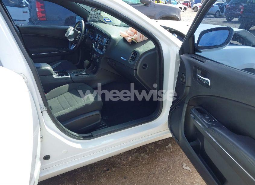 Photo 5 of 2014 Dodge Charger SE (VIN 2C3CDXBG7EH130112)