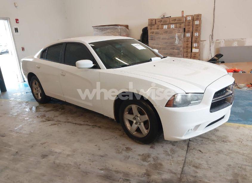 2014 Dodge Charger SE (VIN 2C3CDXBG7EH130885) main photo