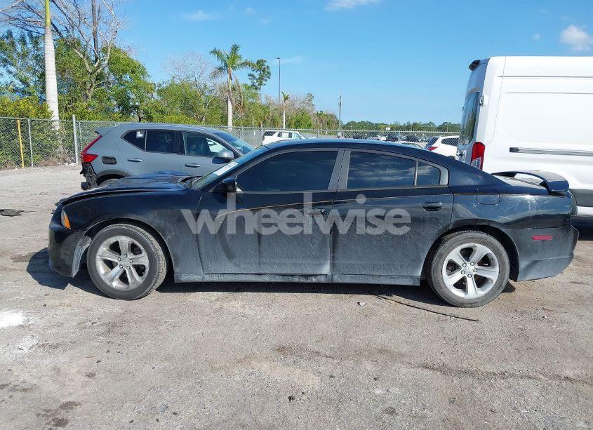 Photo 14 of 2014 Dodge Charger SE (VIN 2C3CDXBG7EH146813)