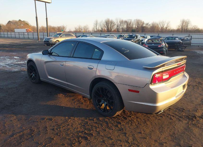 Photo 3 of 2014 Dodge Charger SE (VIN 2C3CDXBG7EH191475)