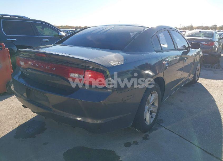 Photo 4 of 2014 Dodge Charger SE (VIN 2C3CDXBG7EH191668)