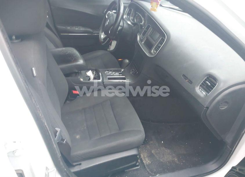 Photo 5 of 2014 Dodge Charger SE (VIN 2C3CDXBG7EH283556)