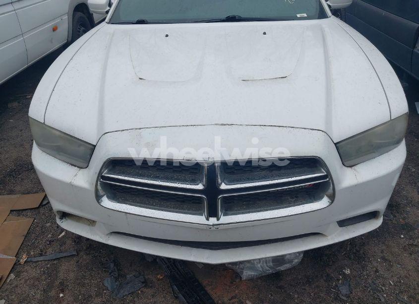 Photo 6 of 2014 Dodge Charger SE (VIN 2C3CDXBG7EH283556)