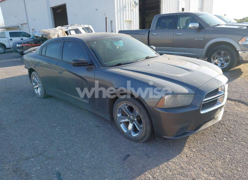 2014 Dodge Charger SE (VIN 2C3CDXBG7EH286215) main photo