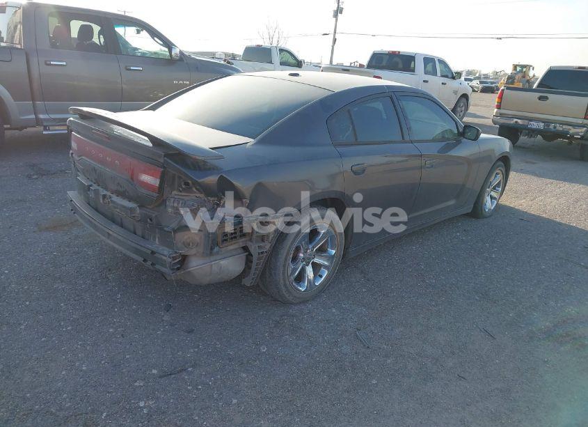 Photo 4 of 2014 Dodge Charger SE (VIN 2C3CDXBG7EH286215)