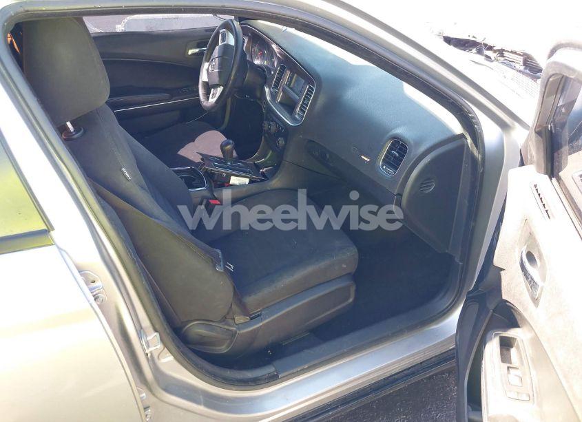 Photo 5 of 2014 Dodge Charger SE (VIN 2C3CDXBG7EH300341)