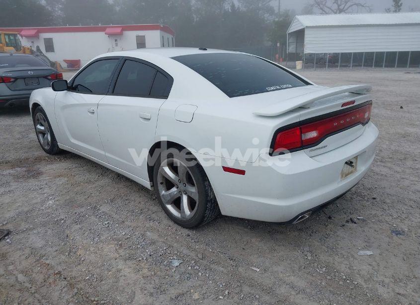 Photo 3 of 2014 Dodge Charger SE (VIN 2C3CDXBG7EH360281)