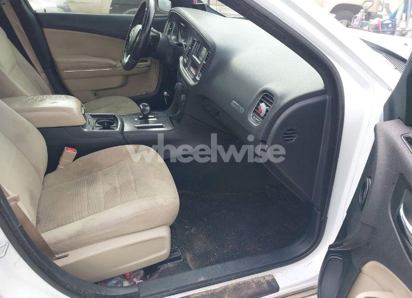 Photo 5 of 2014 Dodge Charger SE (VIN 2C3CDXBG7EH360281)