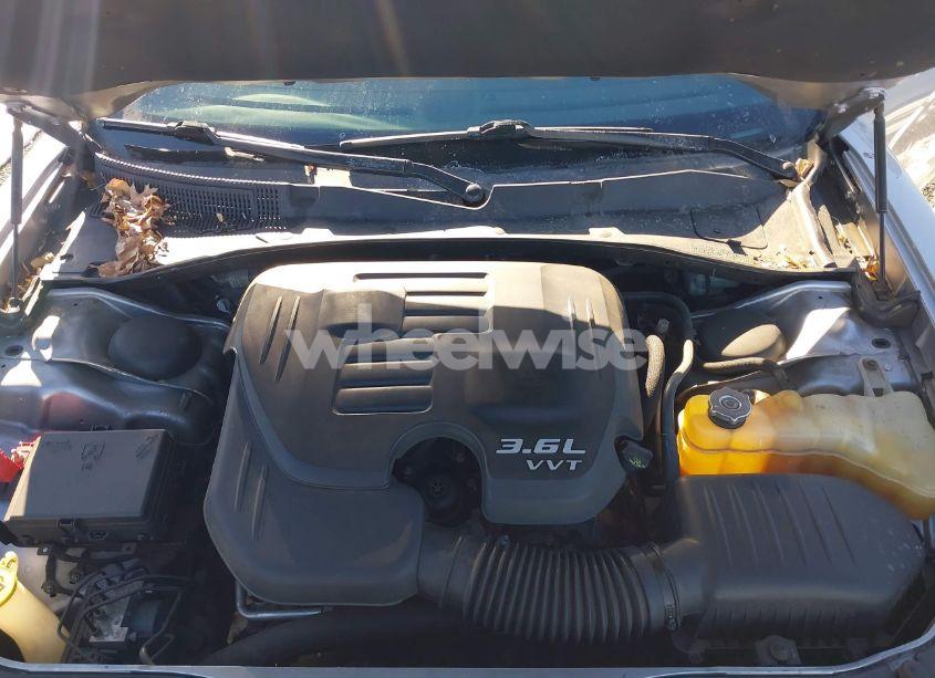 Photo 10 of 2015 Dodge Charger SE (VIN 2C3CDXBG7FH741825)