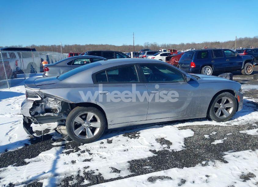 Photo 13 of 2015 Dodge Charger SE (VIN 2C3CDXBG7FH741825)