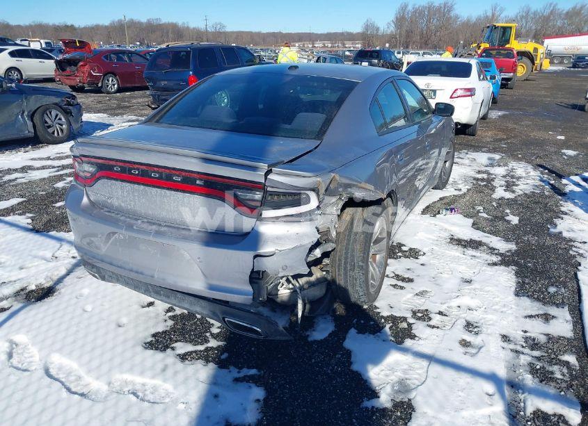 Photo 4 of 2015 Dodge Charger SE (VIN 2C3CDXBG7FH741825)