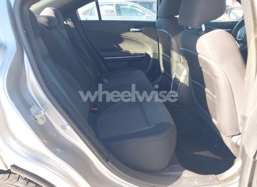 Photo 8 of 2015 Dodge Charger SE (VIN 2C3CDXBG7FH741825)