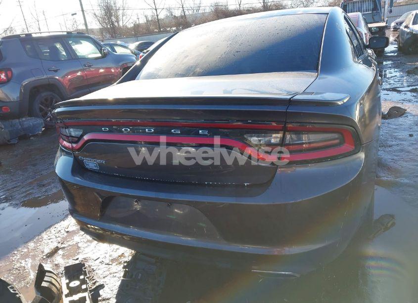 Photo 17 of 2015 Dodge Charger SE (VIN 2C3CDXBG7FH928496)