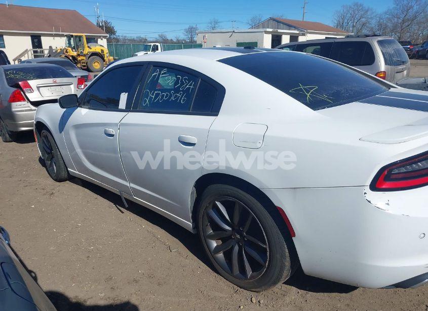 Photo 13 of 2016 Dodge Charger SE (VIN 2C3CDXBG7GH303503)