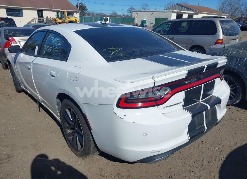 Photo 3 of 2016 Dodge Charger SE (VIN 2C3CDXBG7GH303503)
