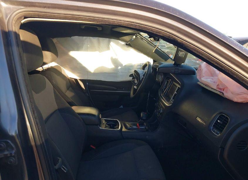 Photo 5 of 2016 Dodge Charger SE (VIN 2C3CDXBG7GH327817)