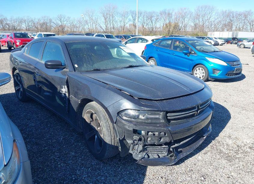 2017 Dodge Charger SE RWD (VIN 2C3CDXBG7HH575714) main photo