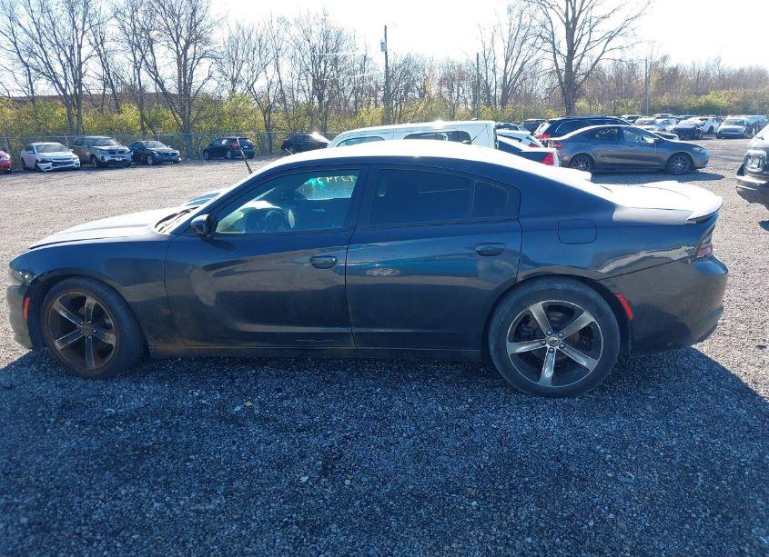 Photo 14 of 2017 Dodge Charger SE RWD (VIN 2C3CDXBG7HH575714)