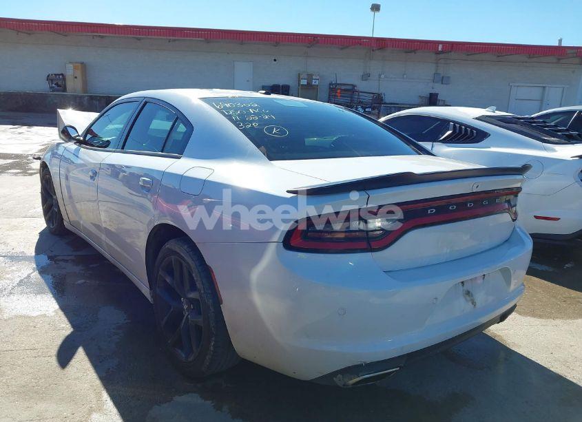 Photo 3 of 2019 Dodge Charger SXT RWD (VIN 2C3CDXBG7KH505055)