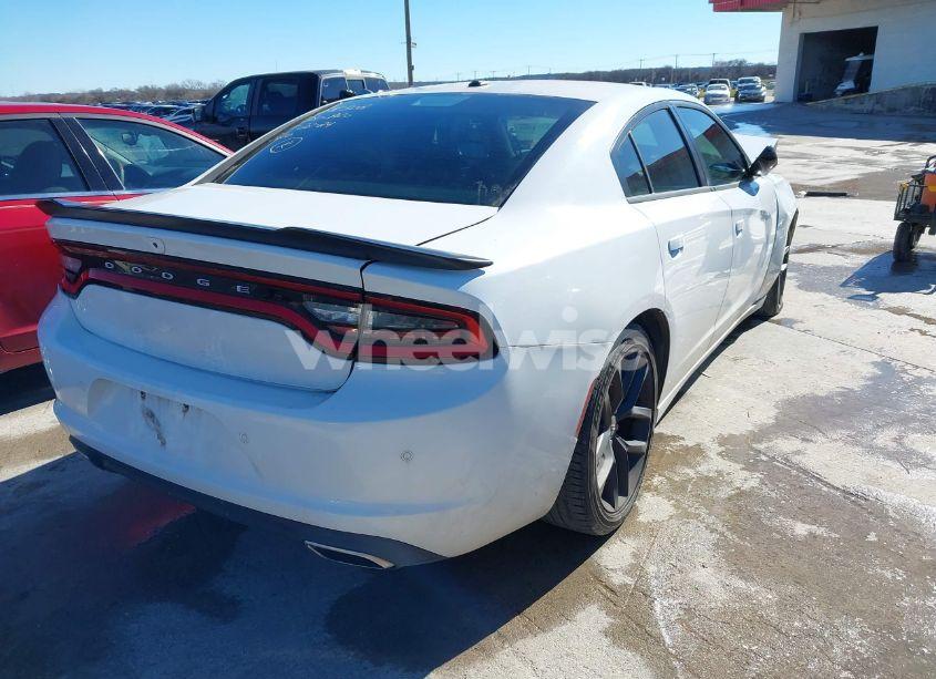 Photo 4 of 2019 Dodge Charger SXT RWD (VIN 2C3CDXBG7KH505055)