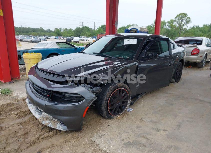 Photo 2 of 2019 Dodge Charger SXT RWD (VIN 2C3CDXBG7KH580158)