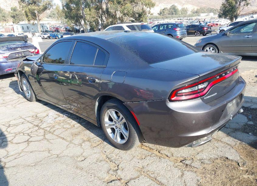 Photo 3 of 2019 Dodge Charger SXT RWD (VIN 2C3CDXBG7KH658289)