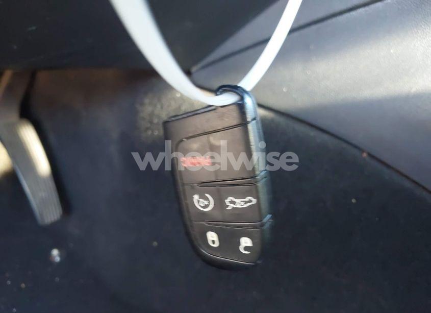 Photo 11 of 2019 Dodge Charger SXT RWD (VIN 2C3CDXBG7KH702615)