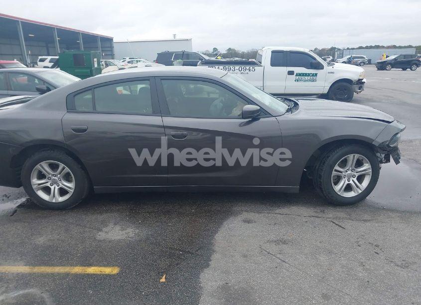 Photo 13 of 2019 Dodge Charger SXT RWD (VIN 2C3CDXBG7KH711539)