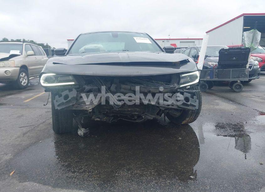 Photo 6 of 2019 Dodge Charger SXT RWD (VIN 2C3CDXBG7KH711539)