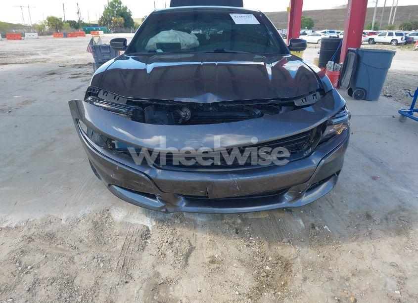 Photo 6 of 2019 Dodge Charger SXT RWD (VIN 2C3CDXBG7KH711766)