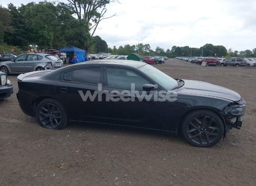Photo 13 of 2019 Dodge Charger SXT RWD (VIN 2C3CDXBG7KH732763)