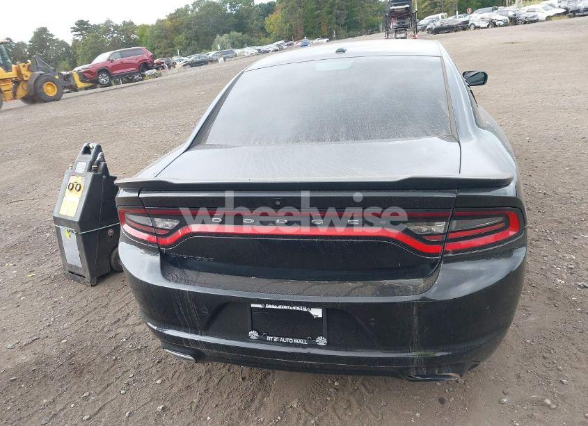 Photo 16 of 2019 Dodge Charger SXT RWD (VIN 2C3CDXBG7KH732763)