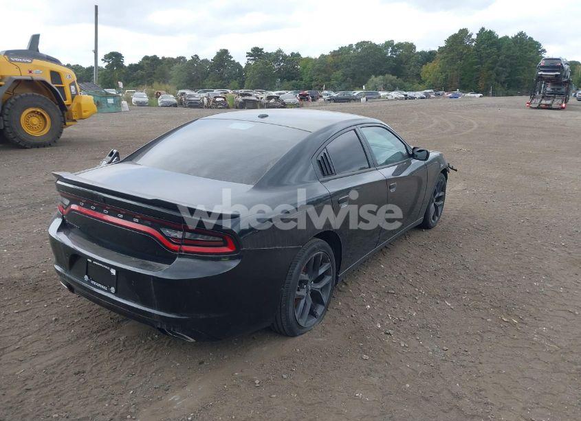 Photo 4 of 2019 Dodge Charger SXT RWD (VIN 2C3CDXBG7KH732763)
