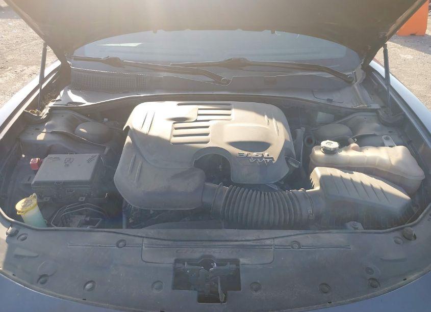 Photo 10 of 2020 Dodge Charger SXT RWD (VIN 2C3CDXBG7LH139924)