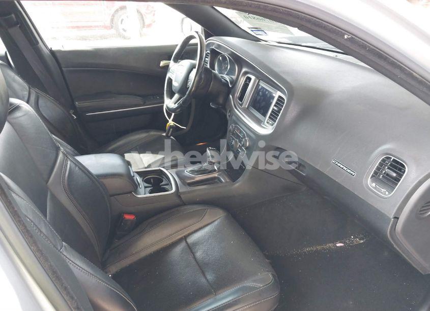 Photo 5 of 2020 Dodge Charger SXT RWD (VIN 2C3CDXBG7LH204335)