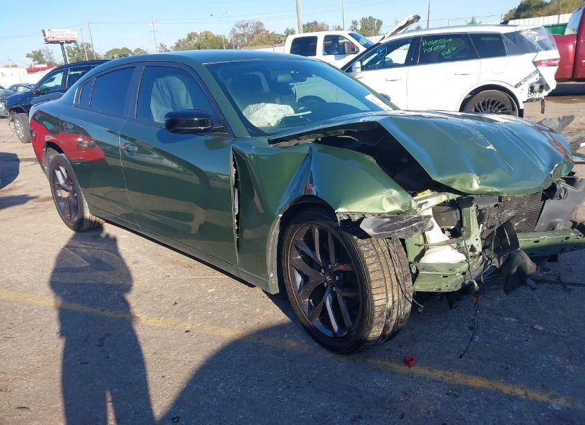 2020 Dodge Charger SXT RWD (VIN 2C3CDXBG7LH207672) main photo