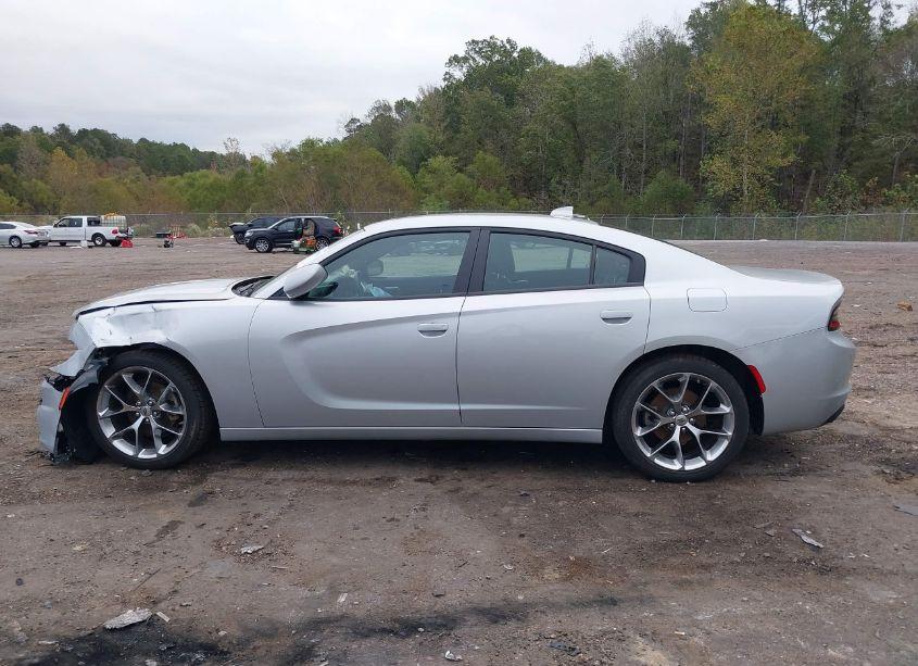 Photo 14 of 2022 Dodge Charger SXT RWD (VIN 2C3CDXBG7NH173574)