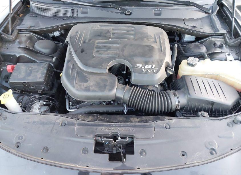 Photo 10 of 2022 Dodge Charger SXT RWD (VIN 2C3CDXBG7NH201227)